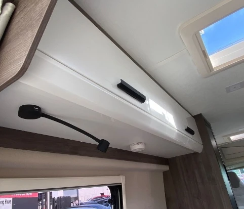 Bathroom & rear lounge